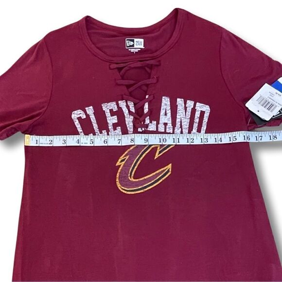 Cleveland Cavaliers New Era Women's T-Shirt Wine - Picture 5 of 8